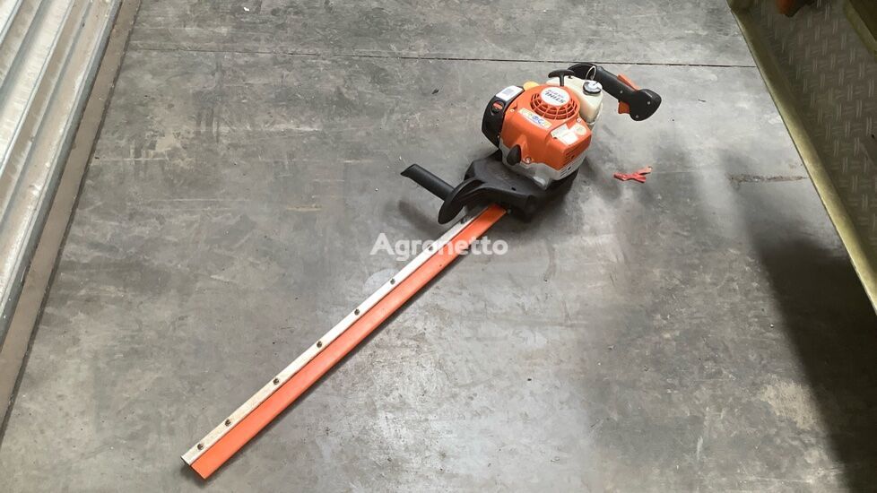 Stihl HS87R PETROL HEDGE CUTTER, YEAR 2021, PULLS DOES NOT STAR hedge trimmer