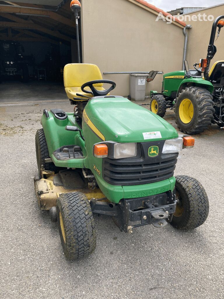 John Deere X740 lawn tractor