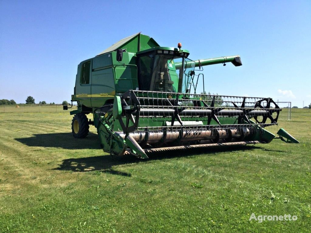 John Deere 9640 WTS grain harvester