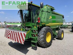John Deere 9780 cts hm grain harvester