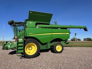 John Deere S670  grain harvester
