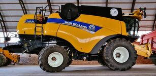 New Holland CX 8.90 grain harvester
