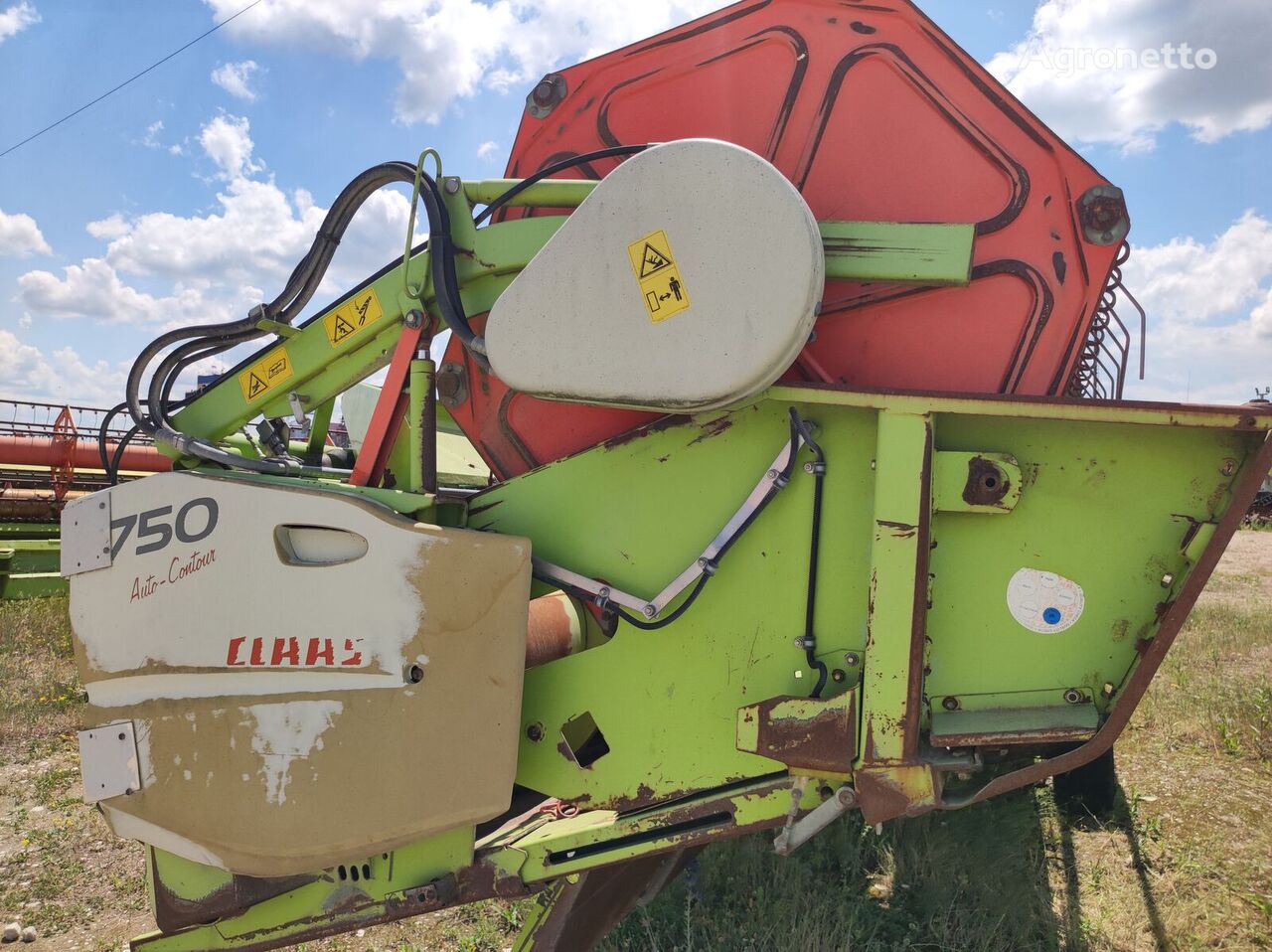 Claas Vario 750 grain header