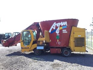 AGM FEEDER 170 self propelled feed mixer