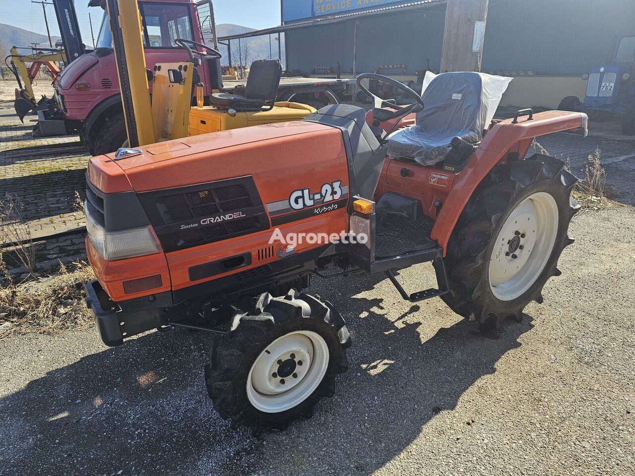 Kubota GL23 mini tractor