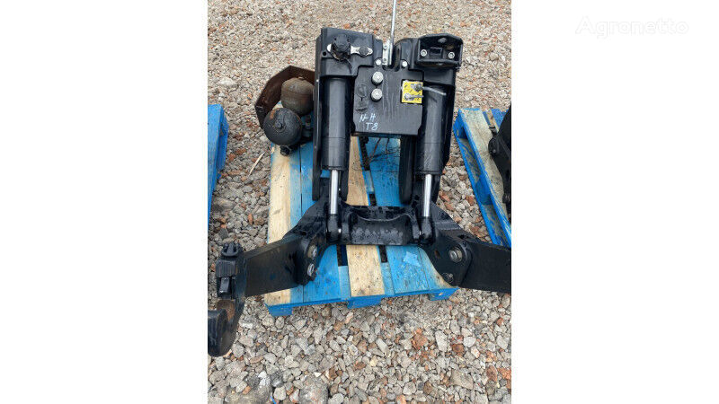 front linkage for New Holland T8 wheel tractor