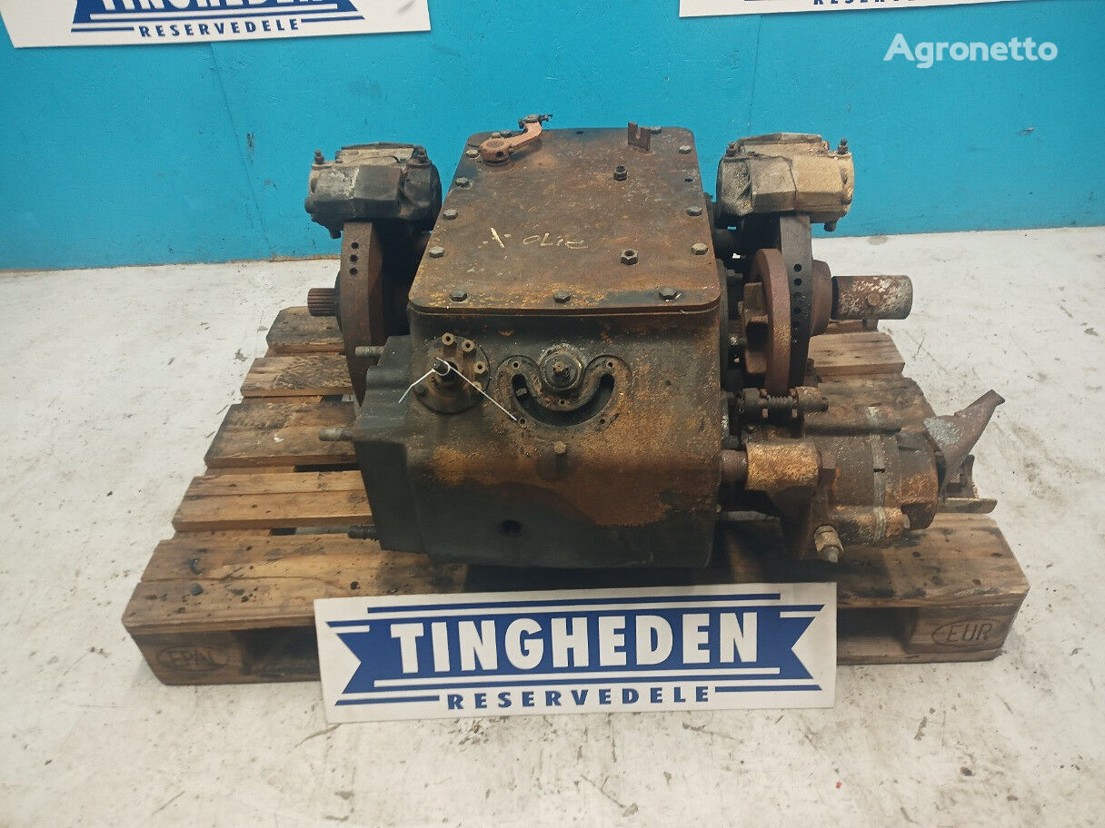 New Holland CX8.85 gearbox for New Holland New Holland CX8 grain harvester