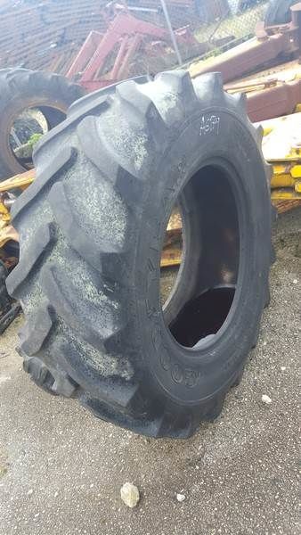 PNEU 14.9R24 tractor tire