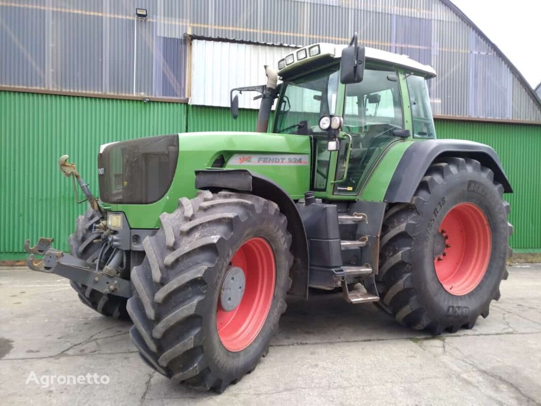 Fendt 924 Vario TMS wheel tractor