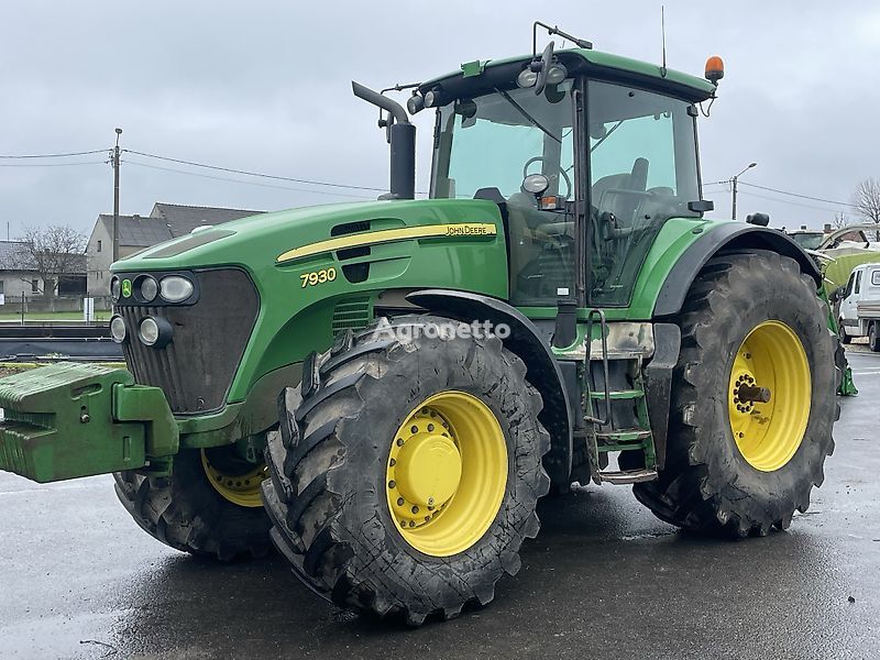 John Deere 7930 wheel tractor
