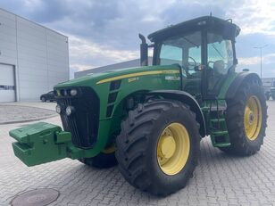 John Deere 8295R wheel tractor