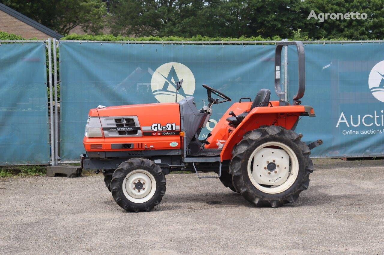 Kubota GL21 wheel tractor