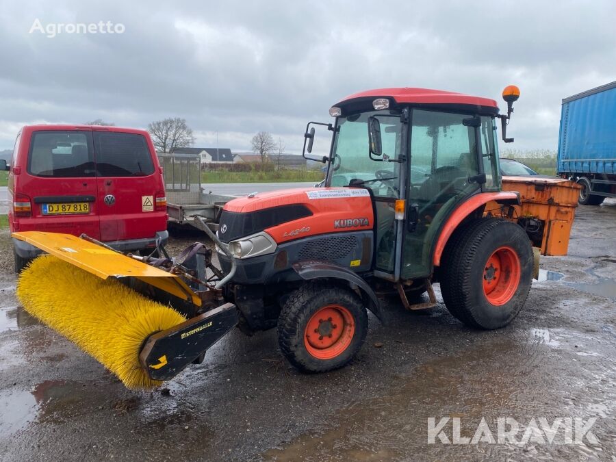 Kubota L4240 wheel tractor