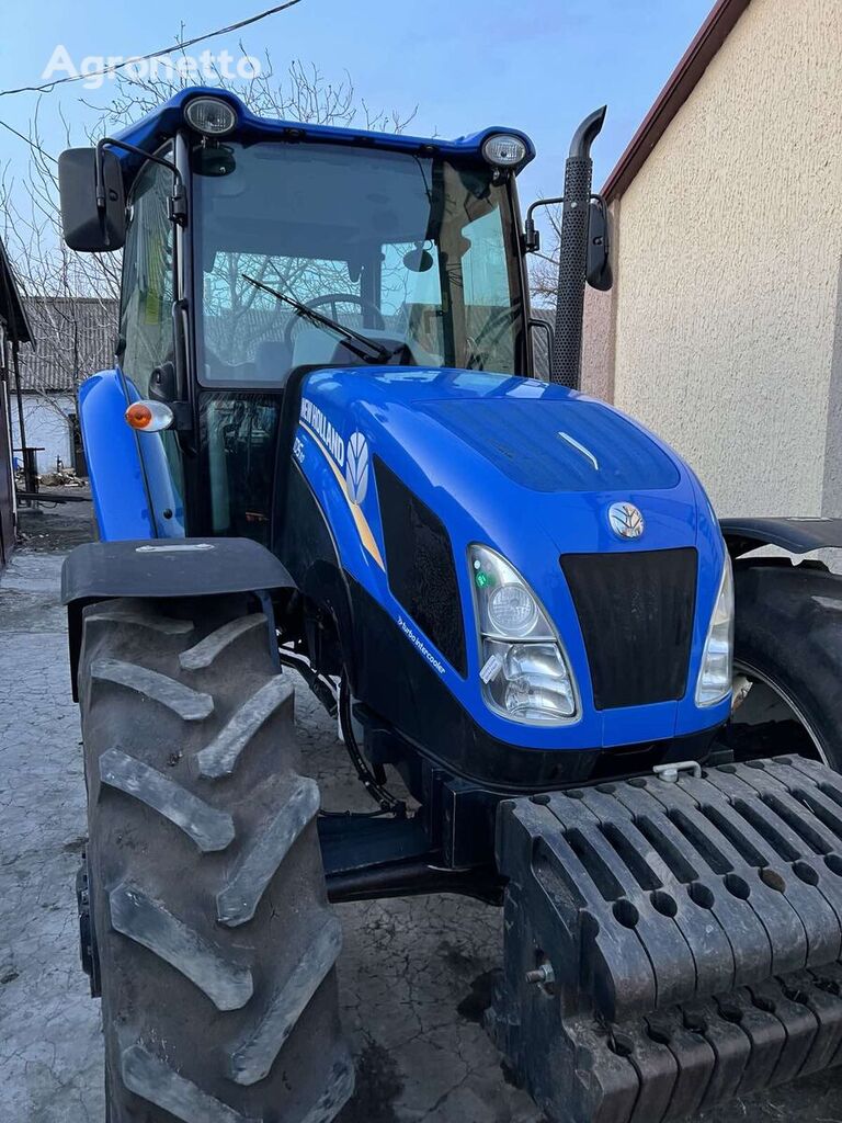 New Holland td5 110 wheel tractor