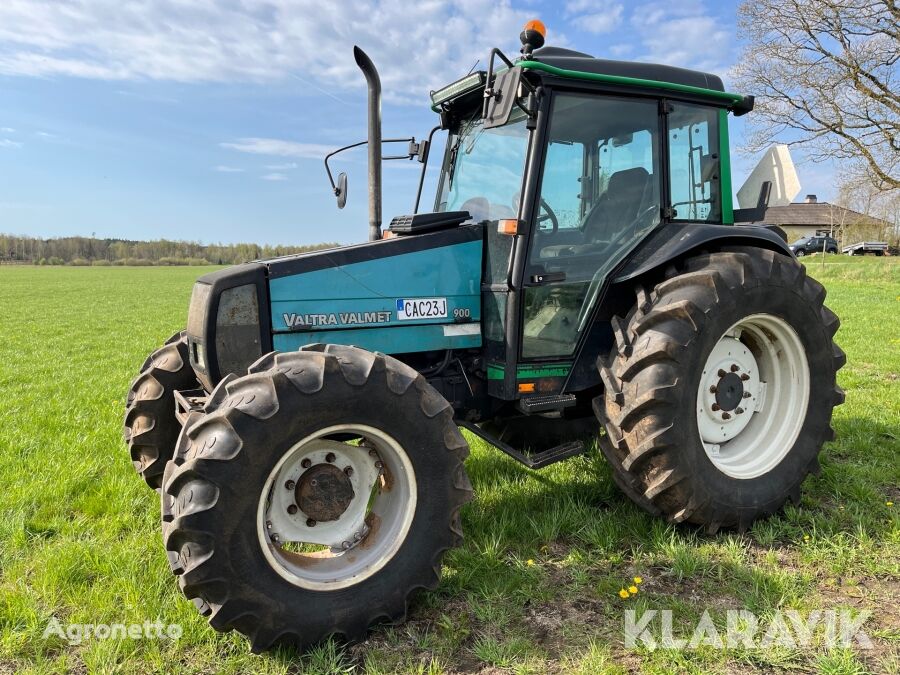 Valtra 900-4 wheel tractor