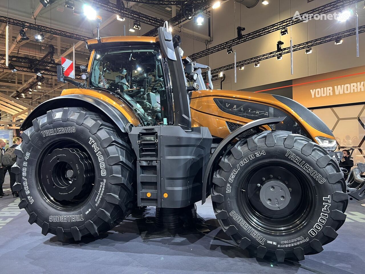 new Valtra S416 wheel tractor