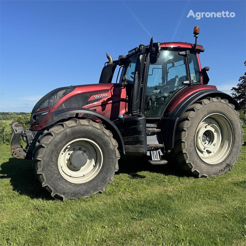 Valtra T 234 wheel tractor